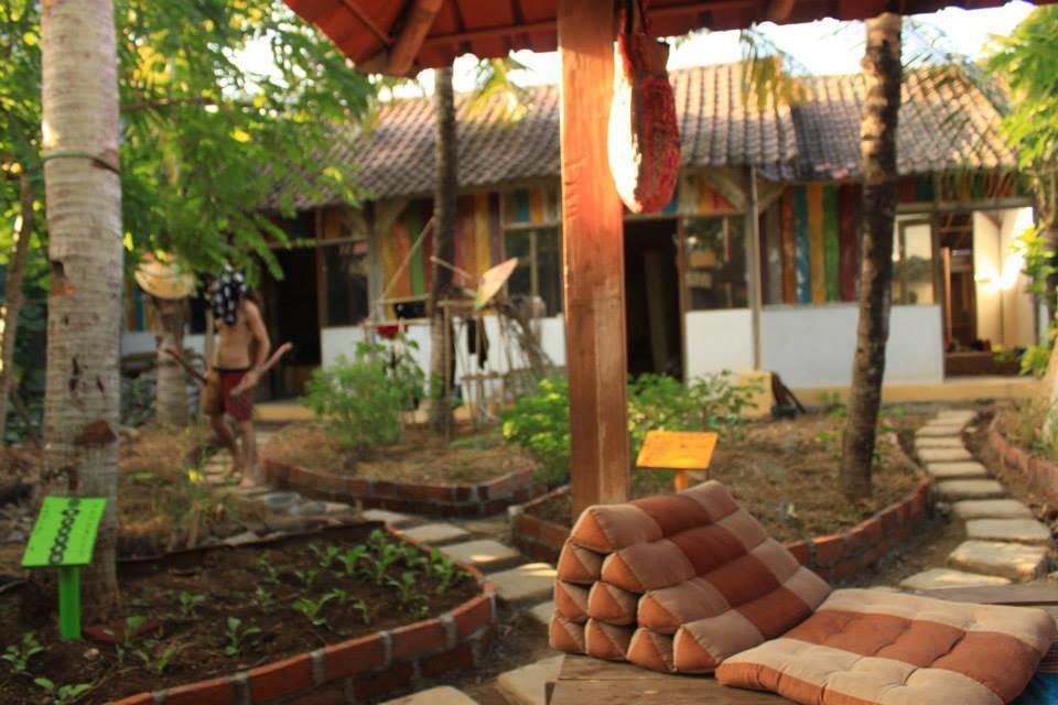 Farmer'S Yard Hostel Canggu (Bali) Bagian luar foto